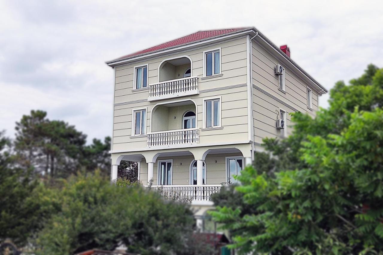 Guesthouse White Swan Kobuleti Exterior foto