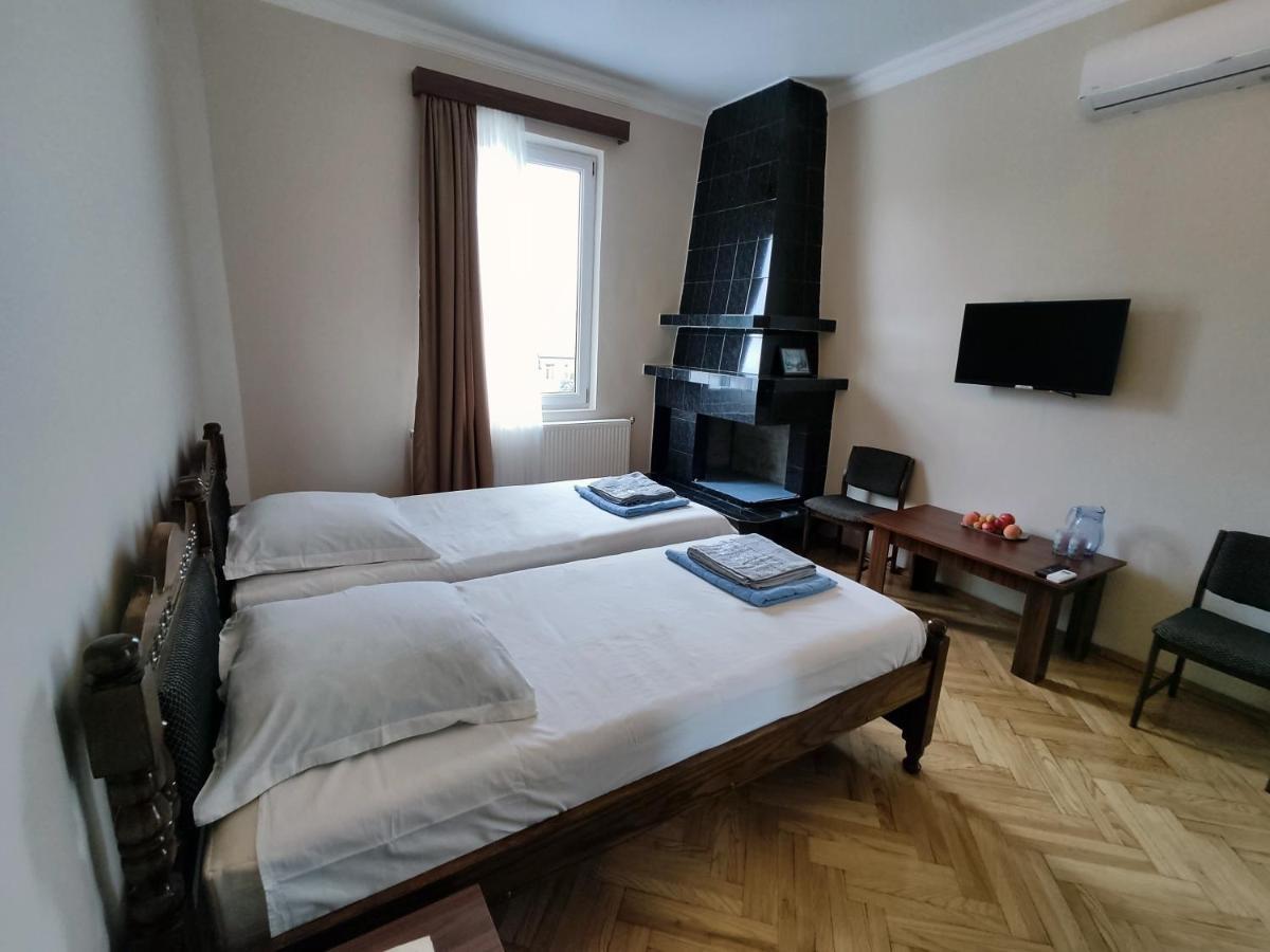 Guesthouse White Swan Kobuleti Exterior foto