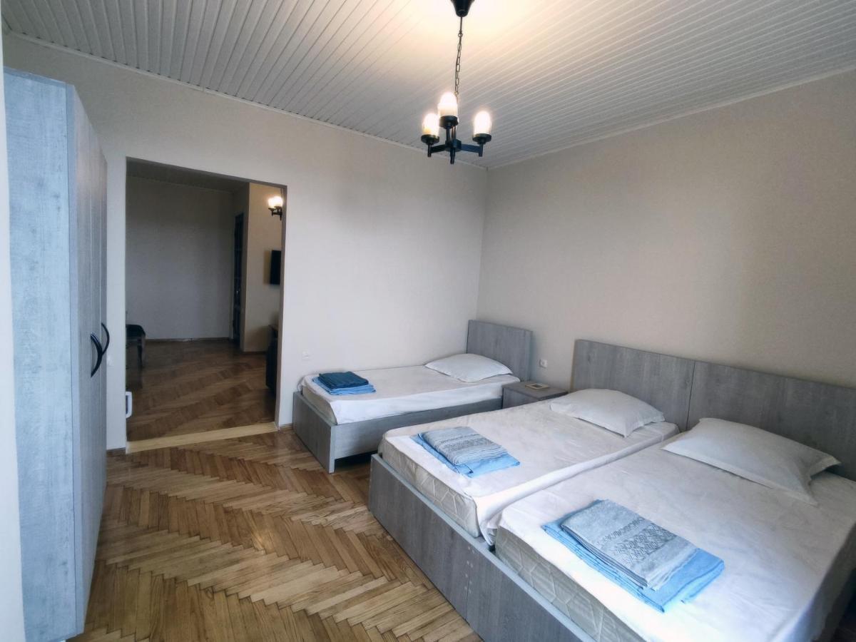 Guesthouse White Swan Kobuleti Exterior foto