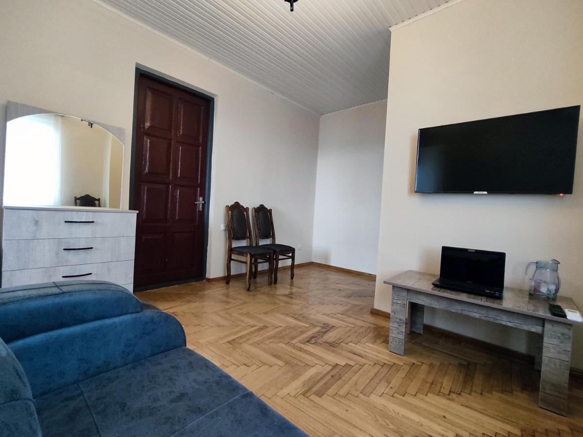 Guesthouse White Swan Kobuleti Exterior foto
