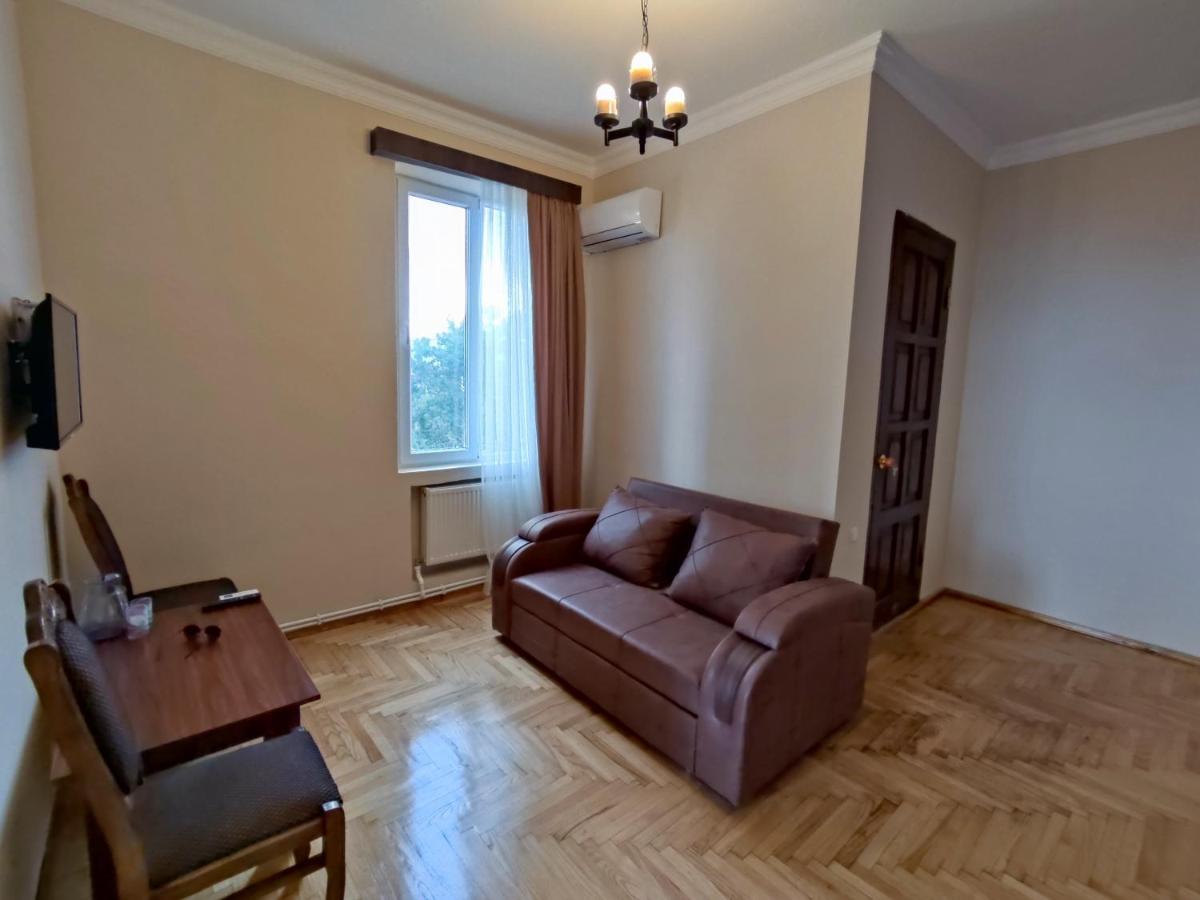 Guesthouse White Swan Kobuleti Exterior foto