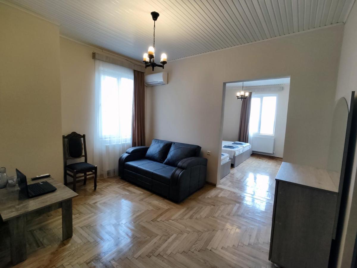 Guesthouse White Swan Kobuleti Exterior foto
